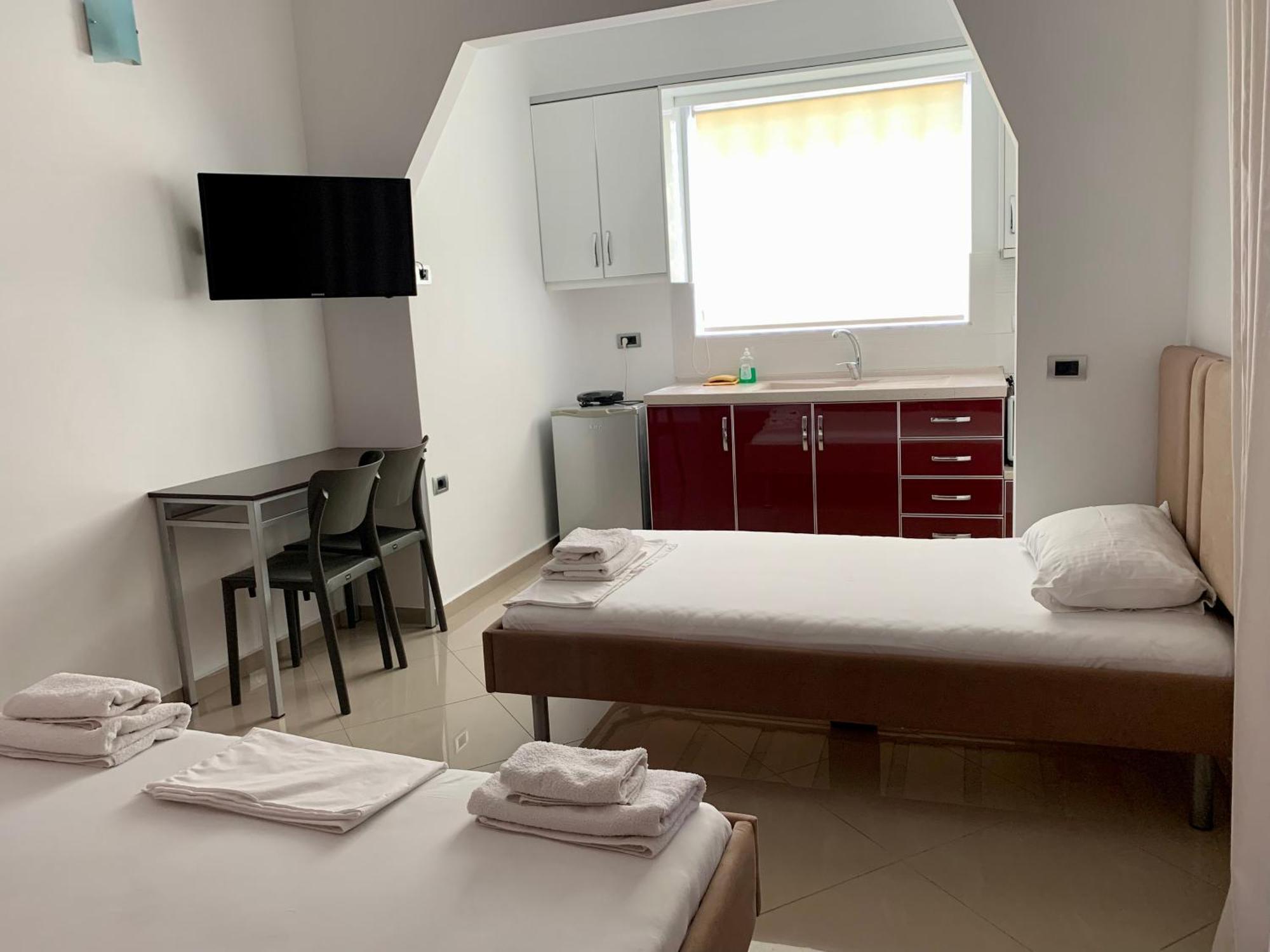 Hotel Piazza Sarandë エクステリア 写真